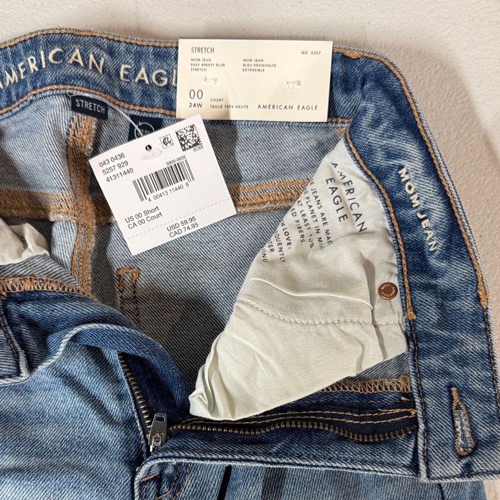 American Eagle Outfitters Light Blue Mom Jeans